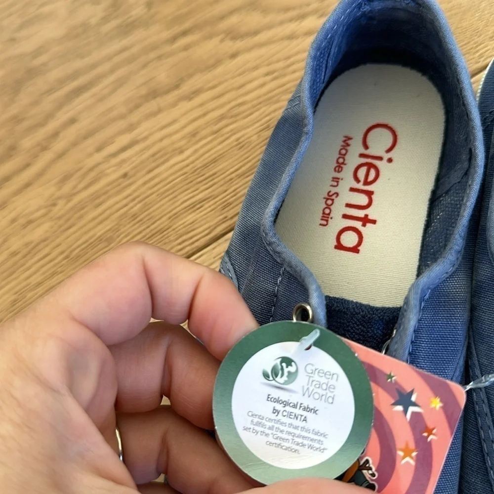 Cienta Laceless Slip-On Sneaker  DENIM, Size 3.5US / 35EU NWT